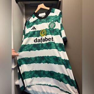 NWOT Celtic 2023-24 Home Kit XXL